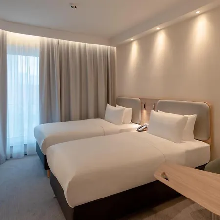Express - North By Ihg 酒店 3*