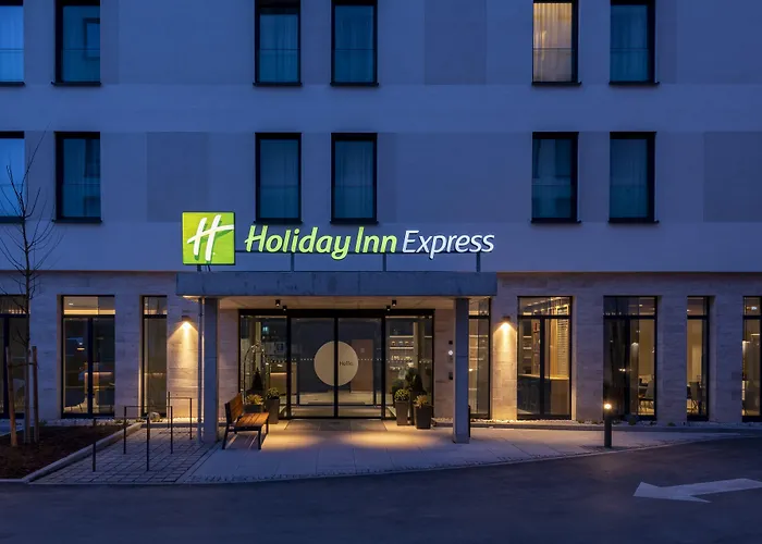 Express - North By Ihg Отель Мюнхен