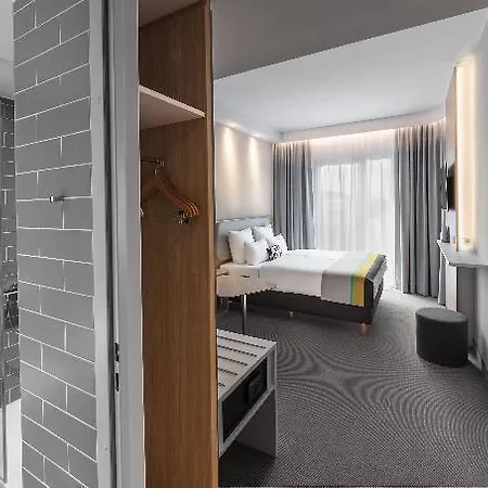 Express - North By Ihg מלון 3*
