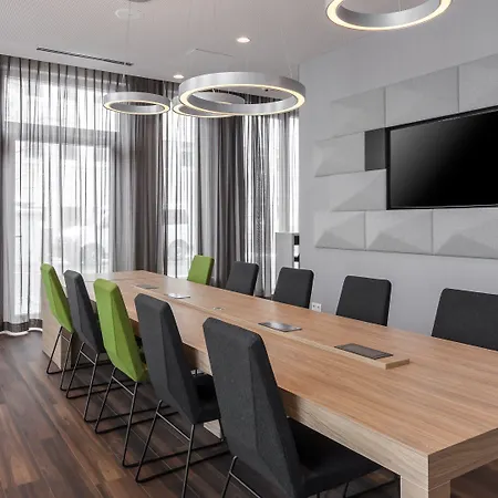 Express - North By Ihg Hotel Munique