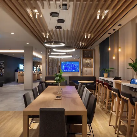 Express - North By Ihg 酒店
